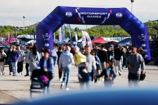 FIA Motorsport Games Fans In The Paddock
 | SRO / JEP