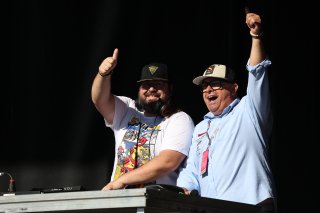 Fans in the Paddock
 | SRO / JEP