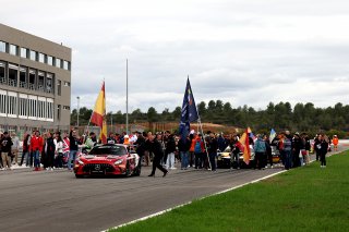 The grid before the start of the race
 | SRO / JEP