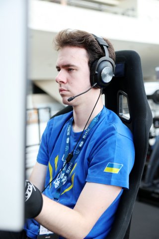 #35  Ukraine  Illia Rakitin - Esports F4
 | SRO / JEP