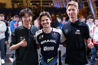 Podium #18 - Chech Republic - Martin Kadlecík - Esports F4 #16 - Brazil - Luis Felipe de Sá Tavares - Esports F4 #50 - Republic of Korea - Gyumin Kim - Esports F4
 | SRO / JEP