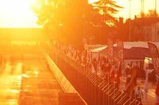 Sunrise at Circuit Aspar
 | SRO / JEP